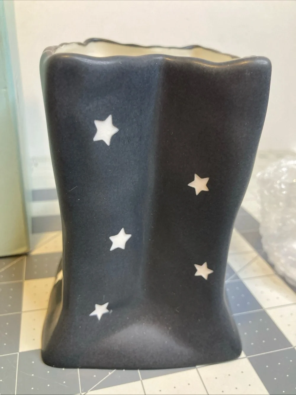 PartyLite black ceramic