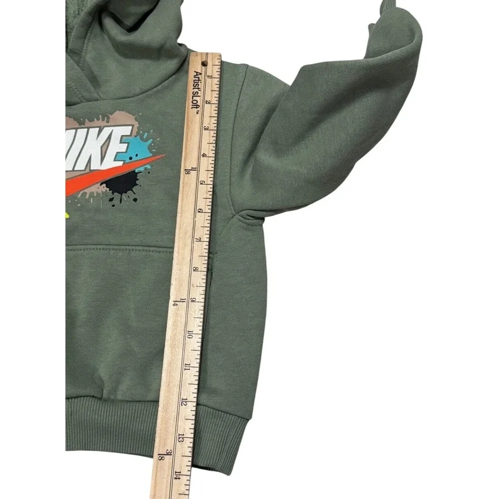 Nike hoodie versatile