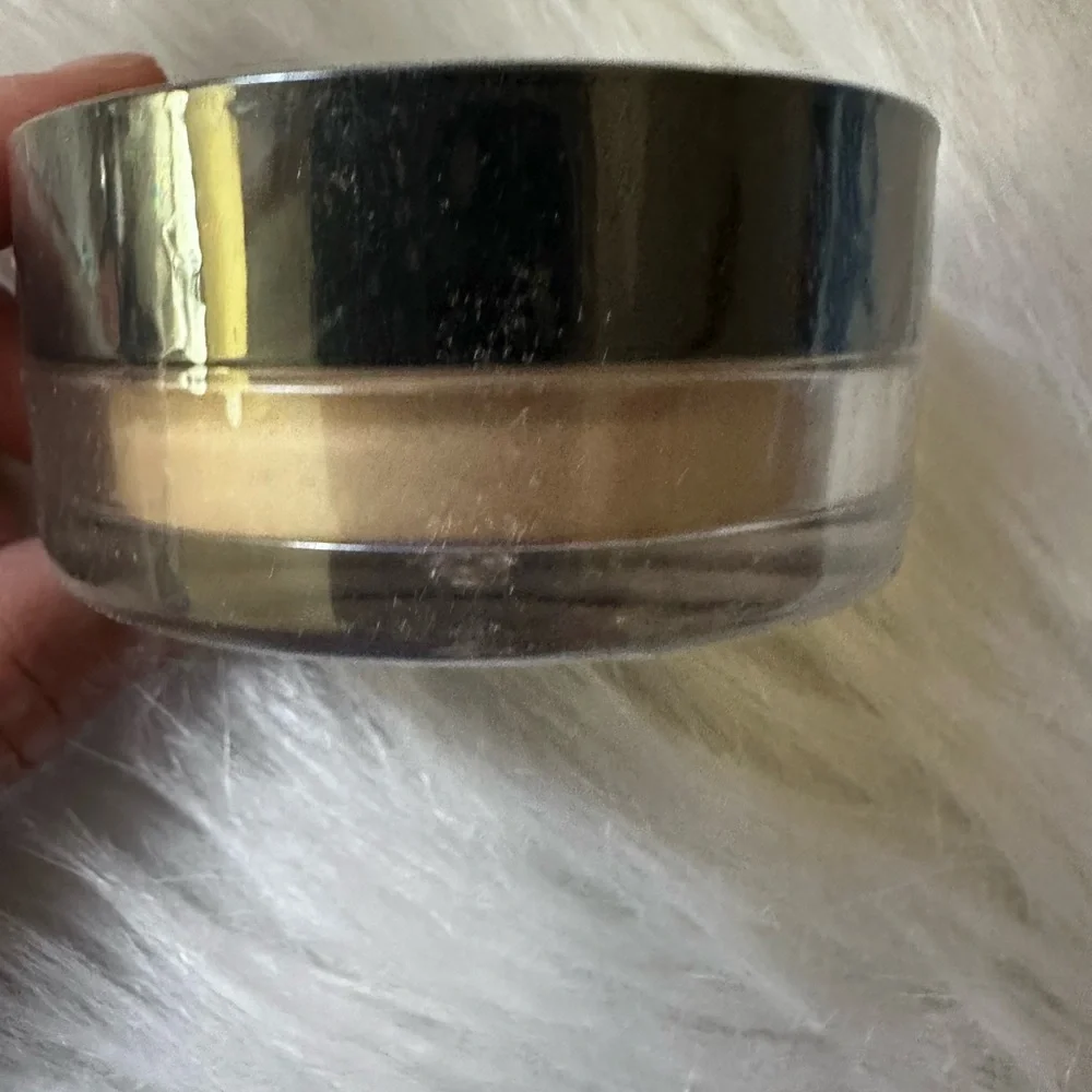 NYX nib can