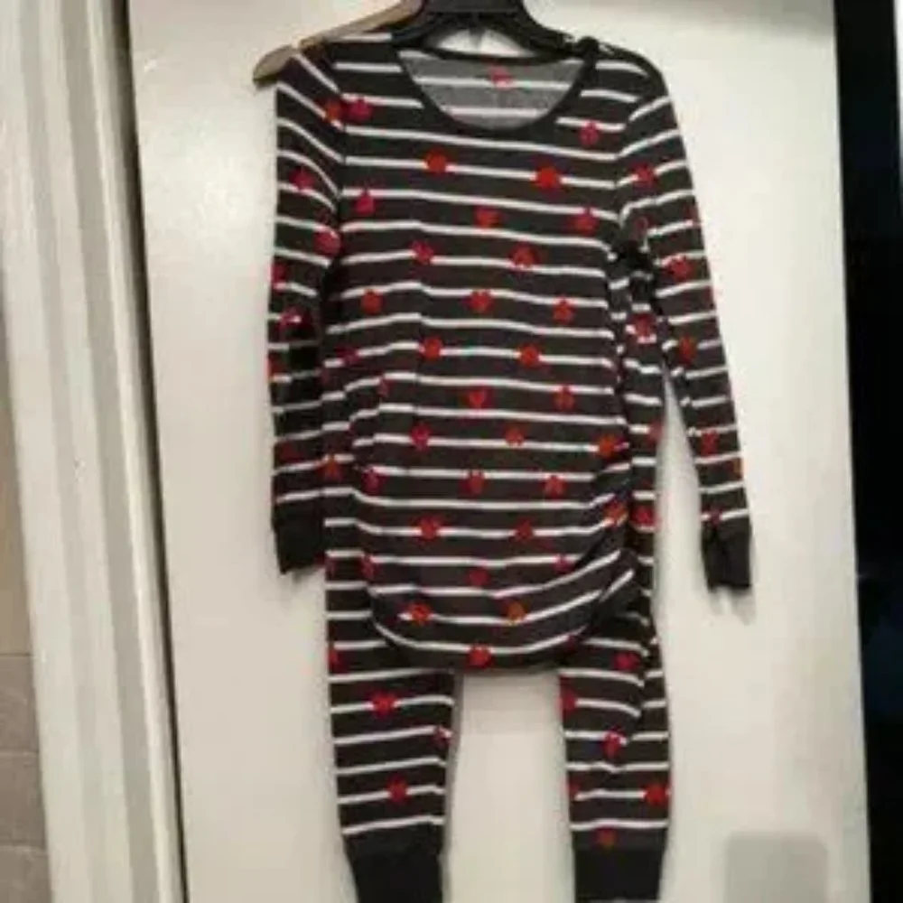 Old Navy heart themed