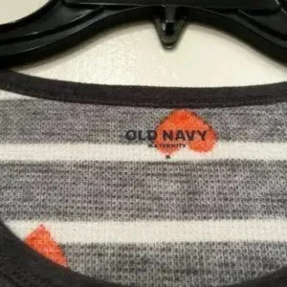 Old Navy heart themed