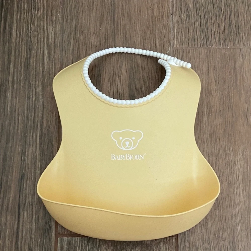 🧡 BabyBjorn bib