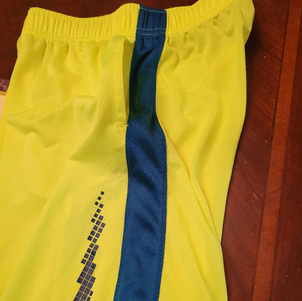 ⭐️ 3/$20 Nike: Boys' Bright Yellow and Teal Athletic Shorts: Size L