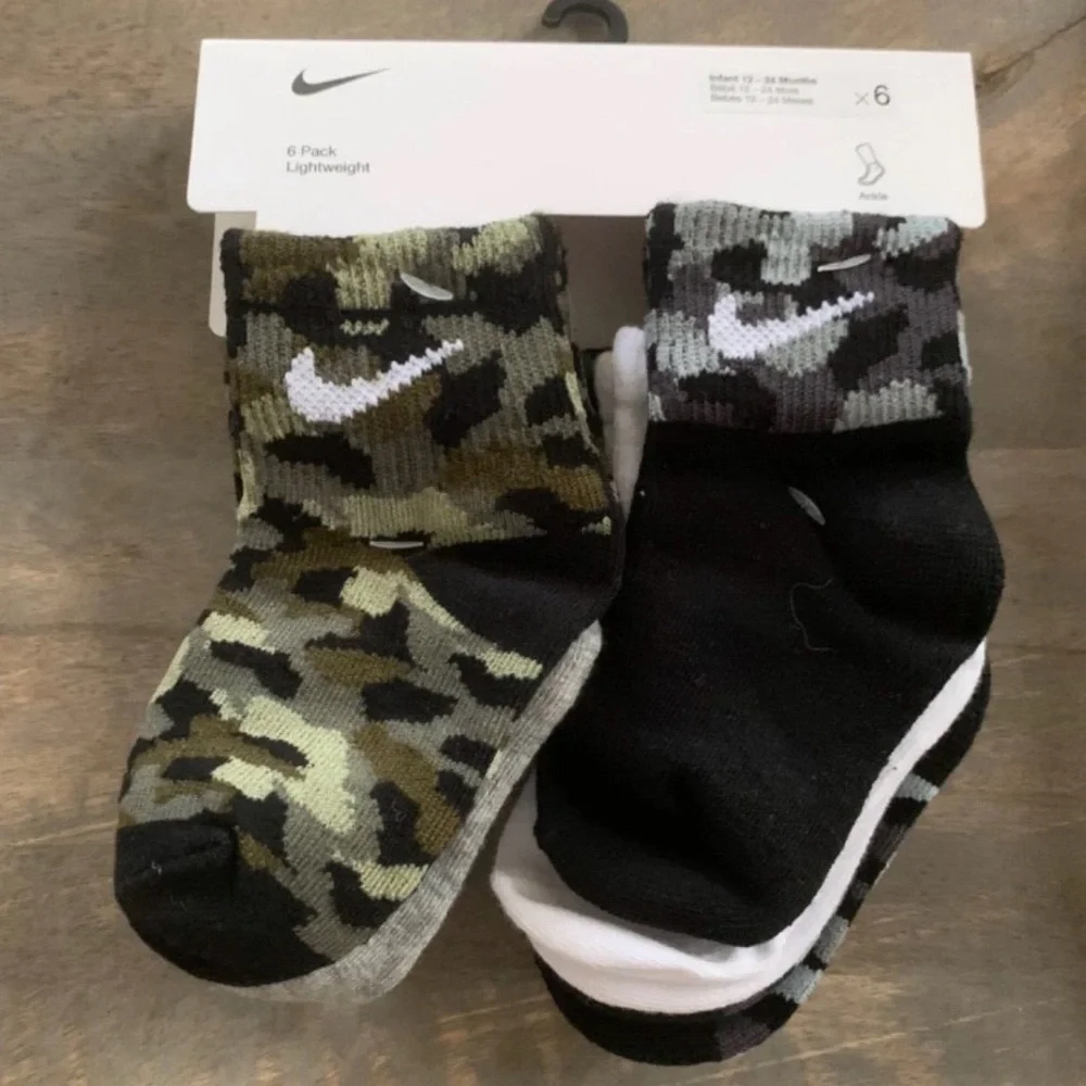 Nike gray 43%