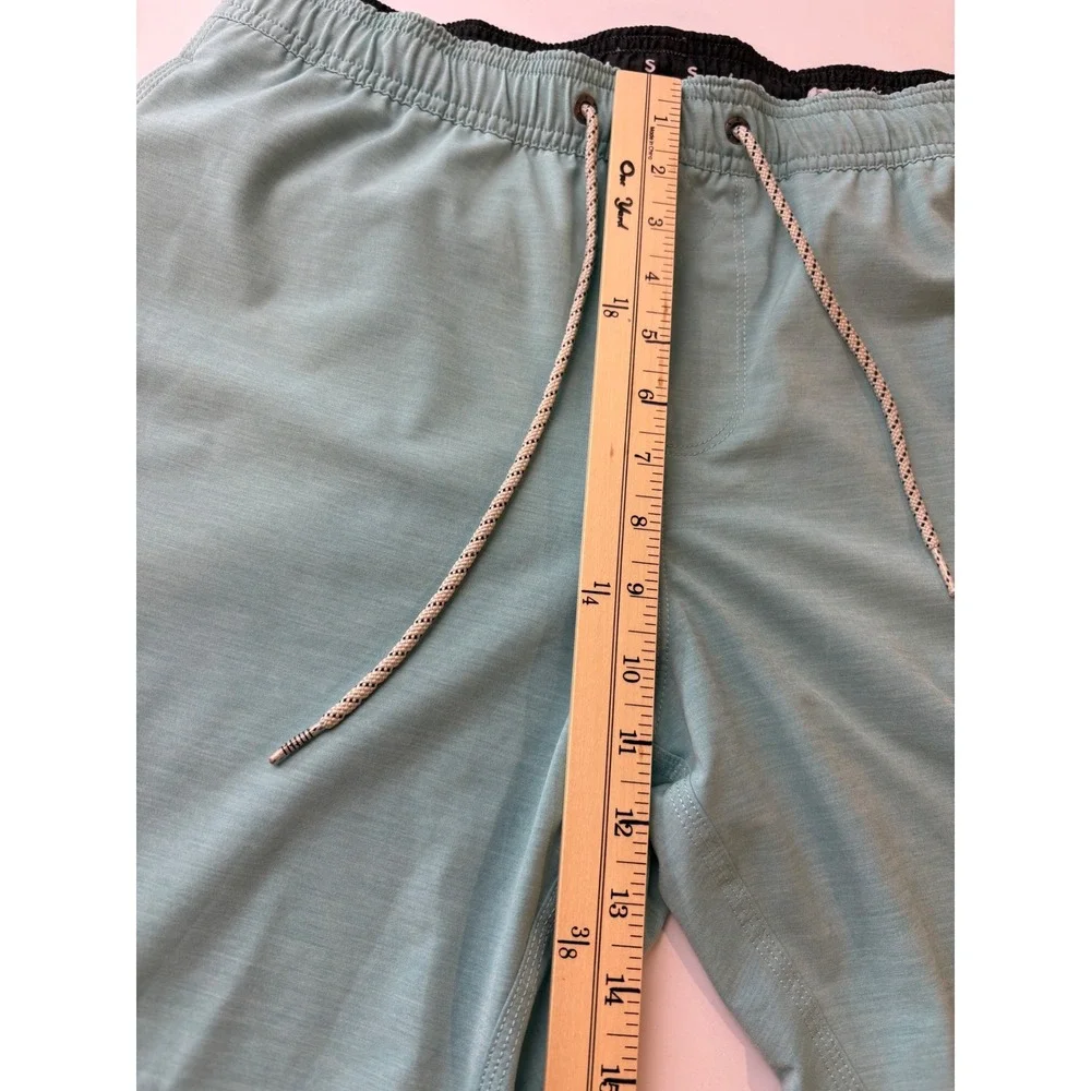 Vissla Board Shorts Mens Small Aqua Blue Upcycled Coconut Stretch Swim Trunks