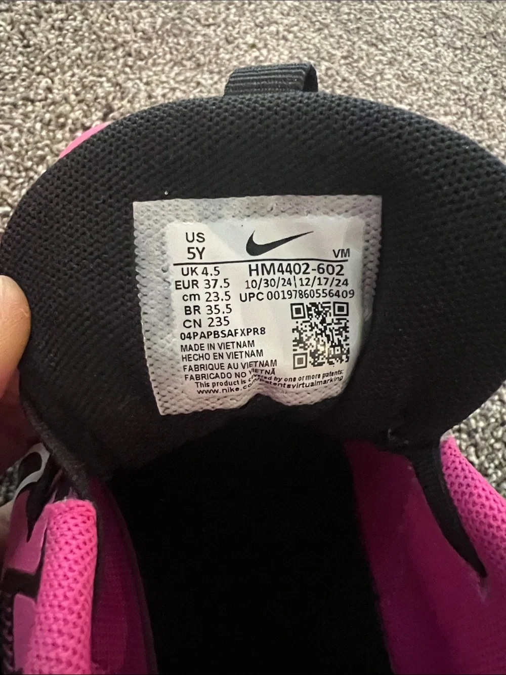 Nike girls size