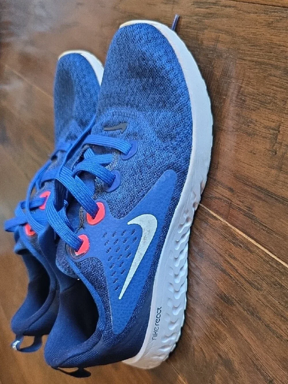Nike used indoor