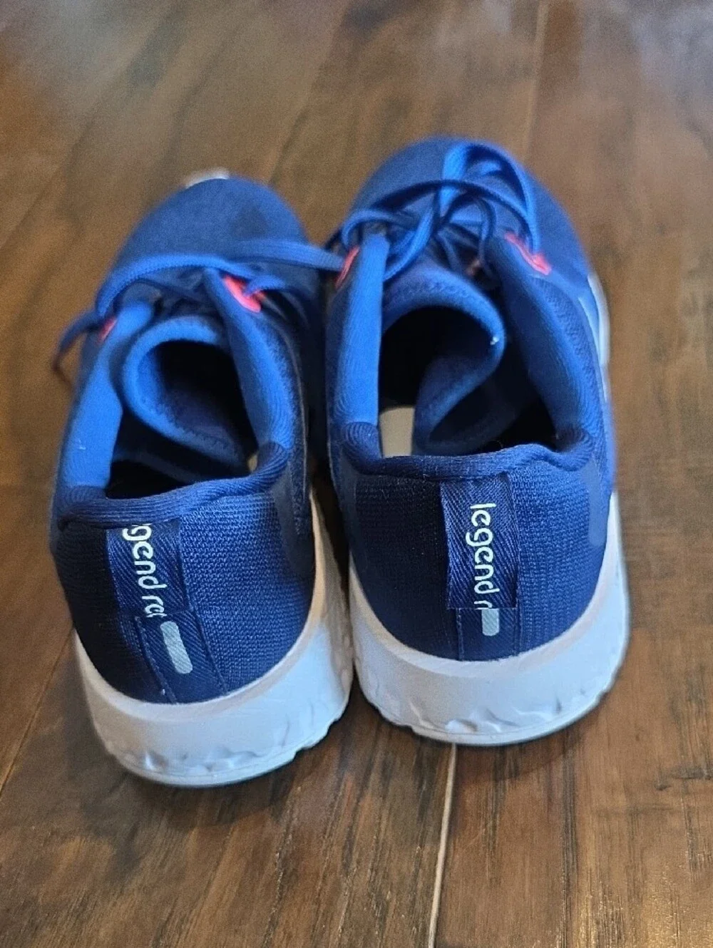 Nike used indoor