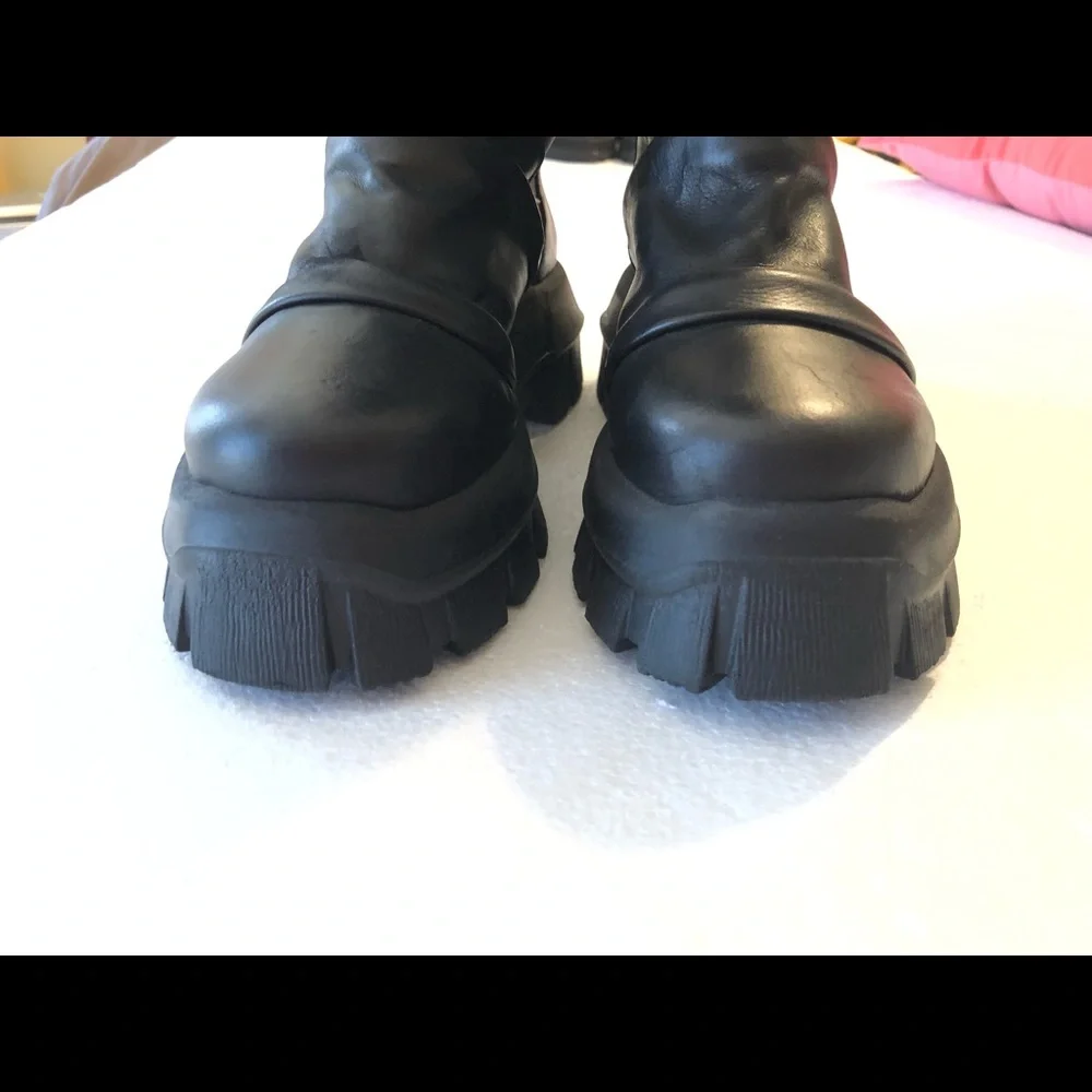 Free People chunky platform