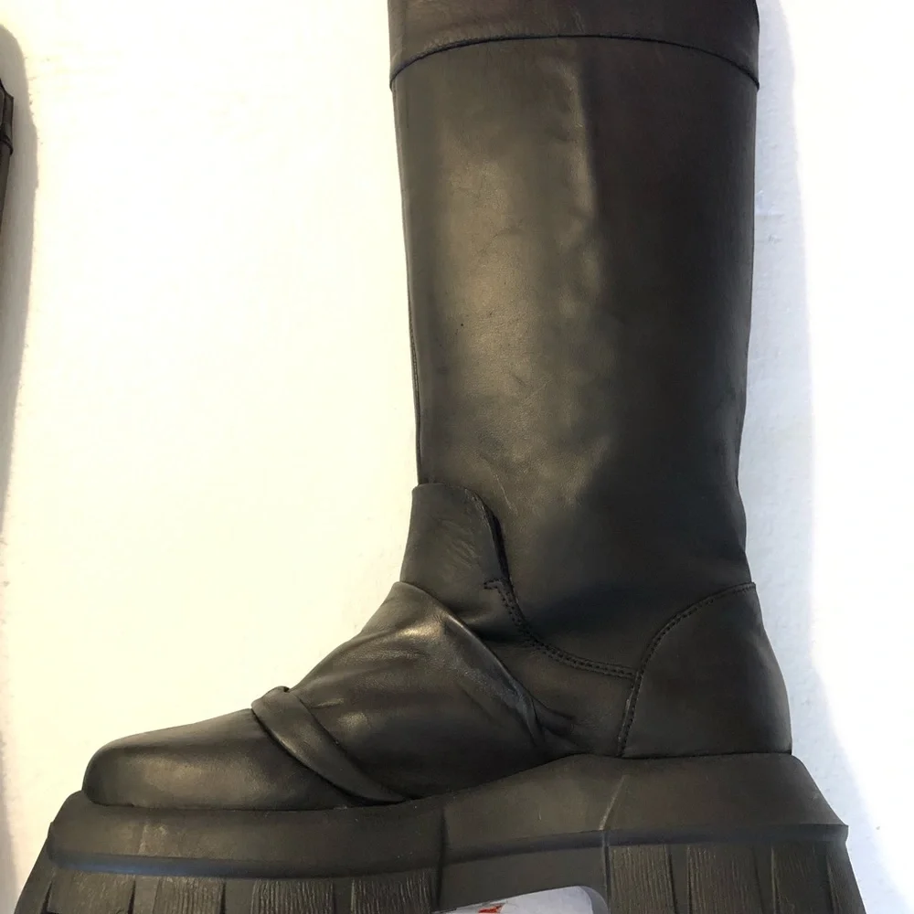 Free People chunky platform