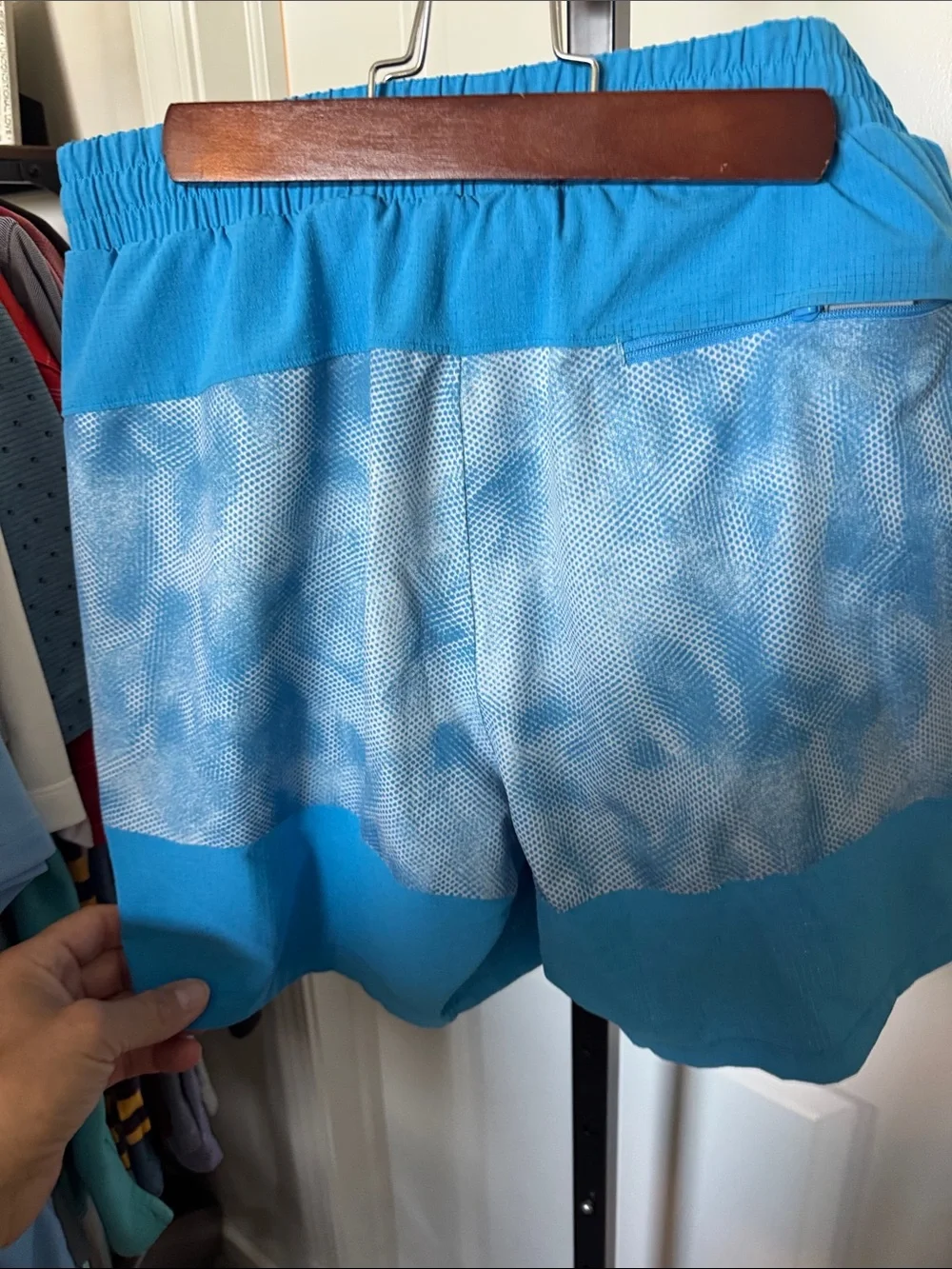 lululemon athletica back bright