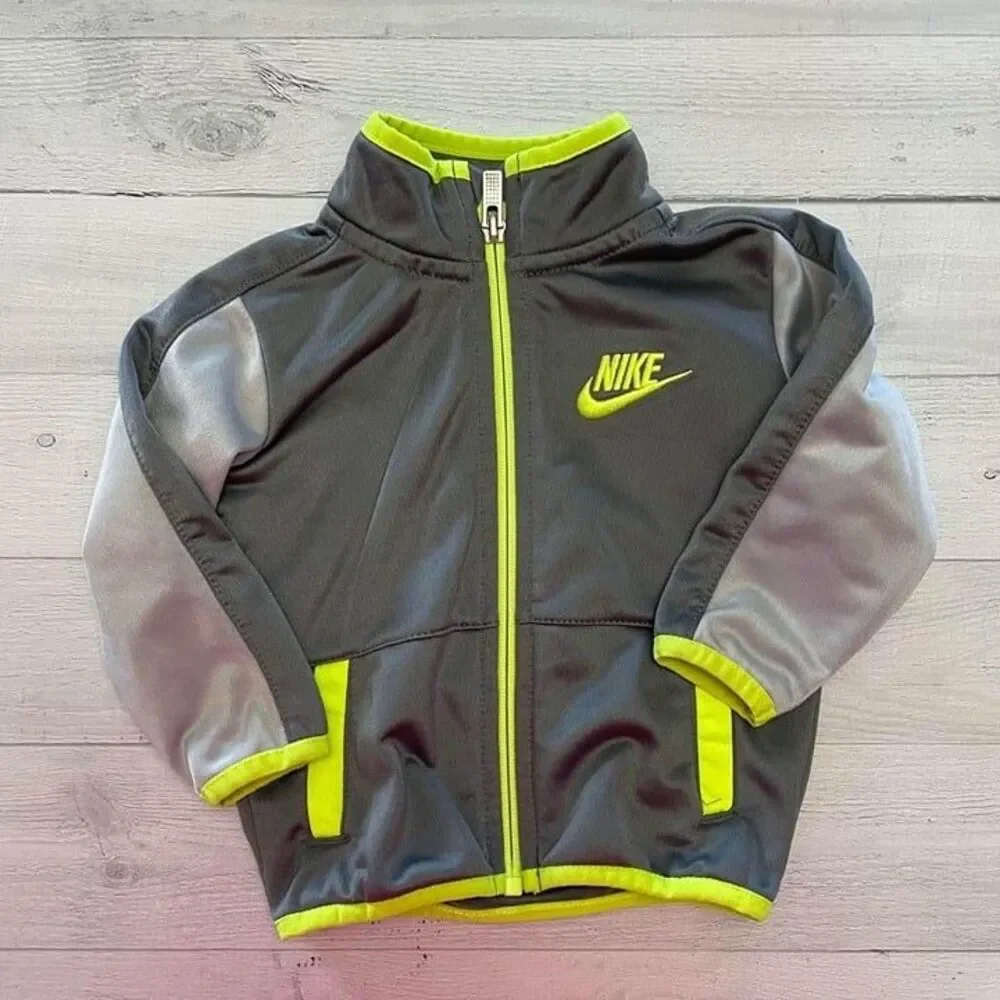 nike‎ zip up jacket 6/9 months