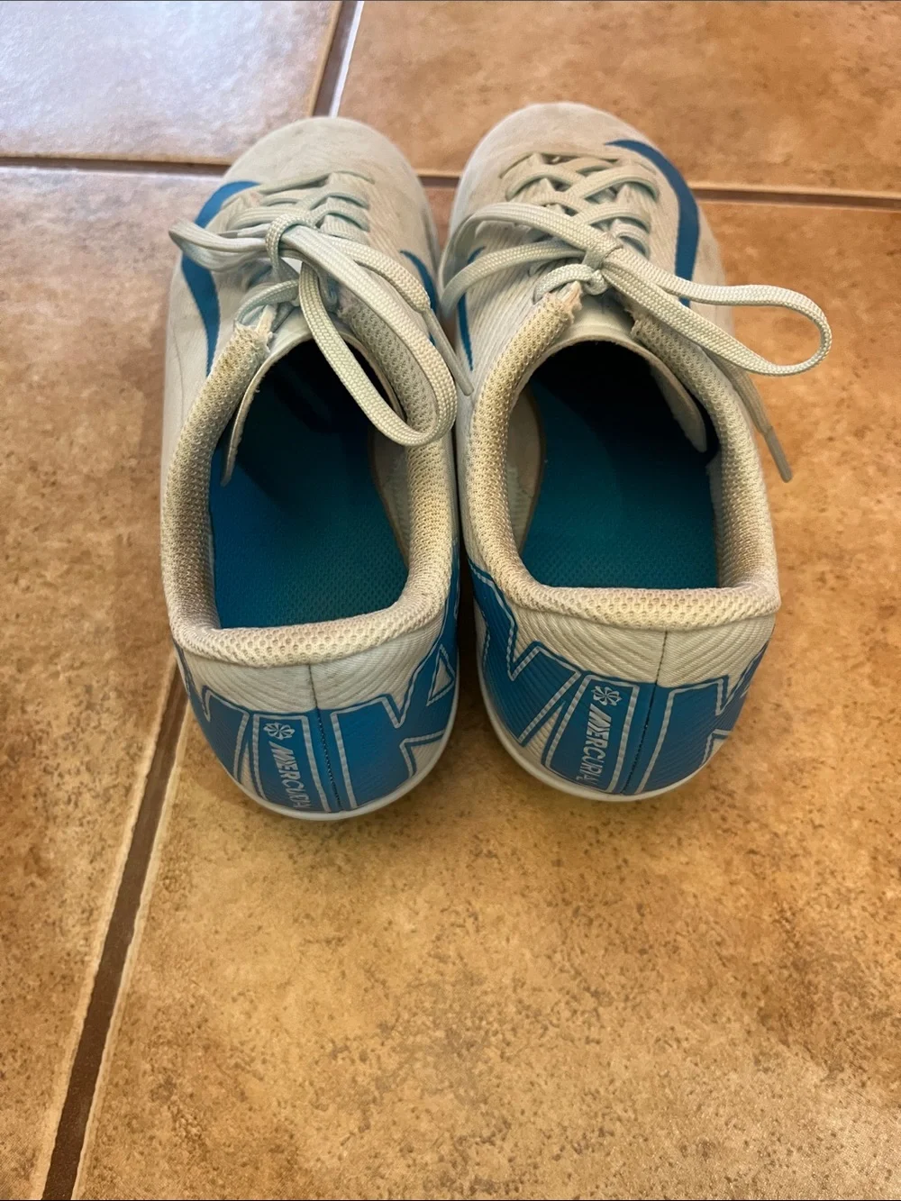 Nike size blue