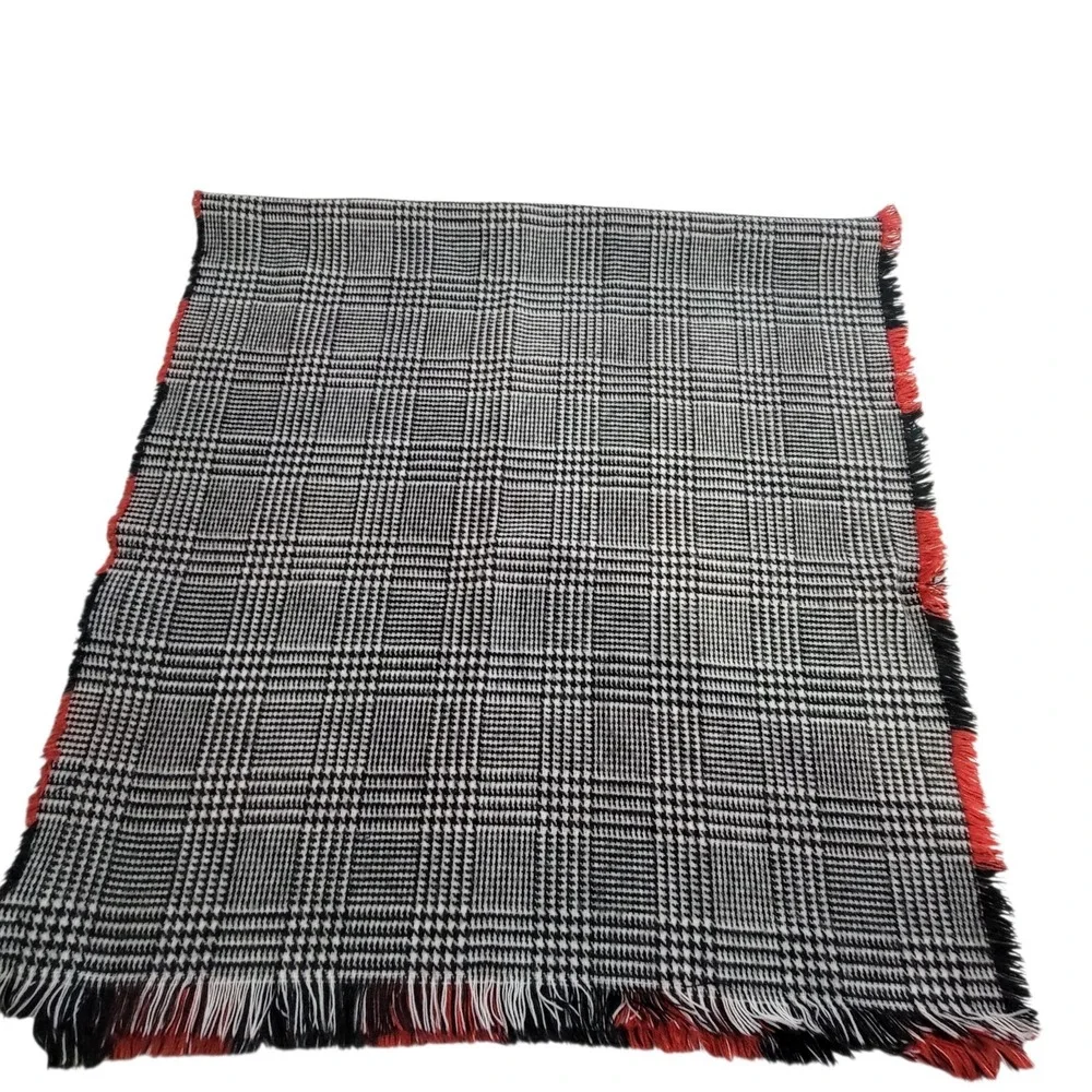 The Unbranded Brand unbranded shawl