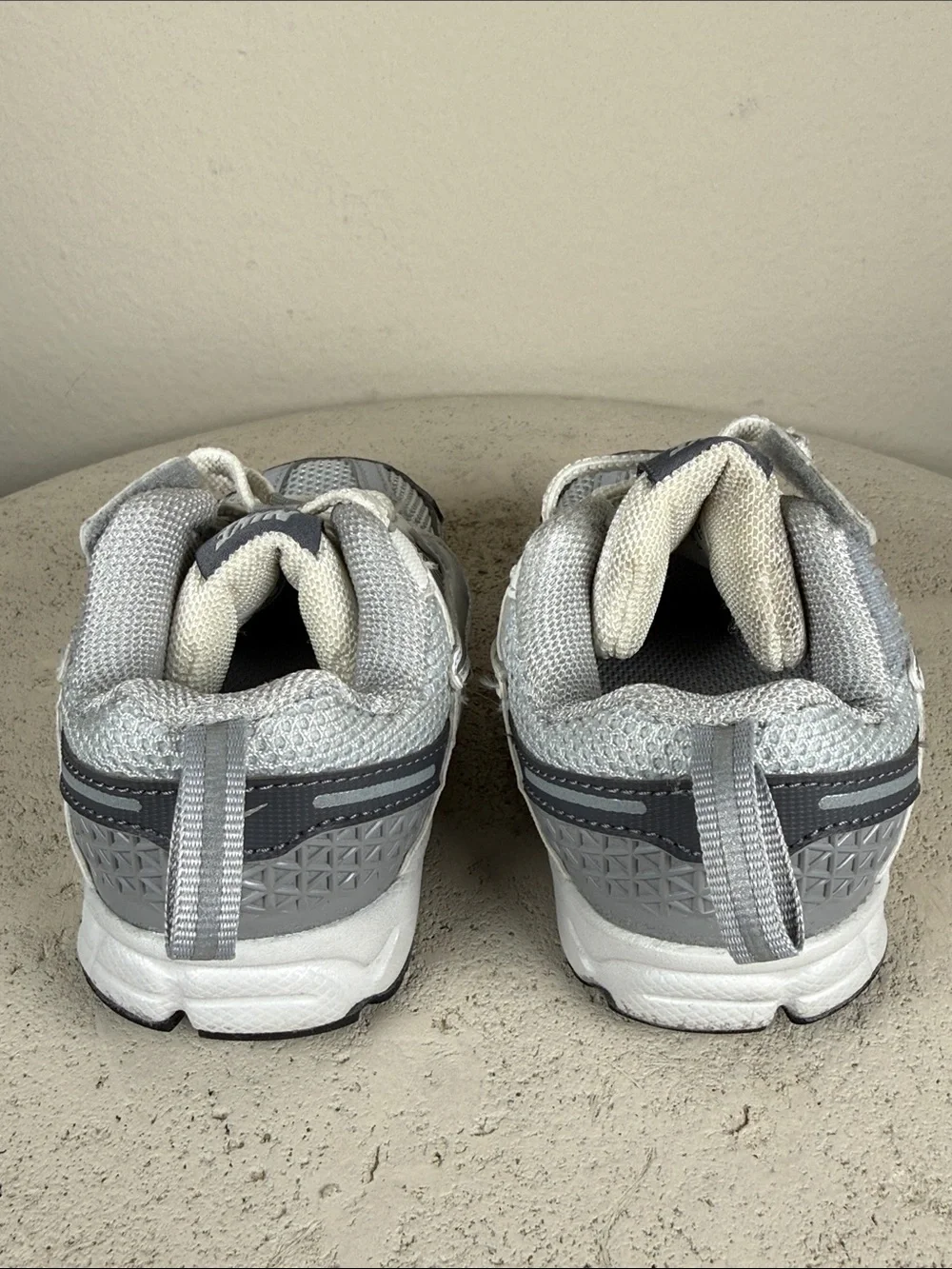 Nike dirty loop