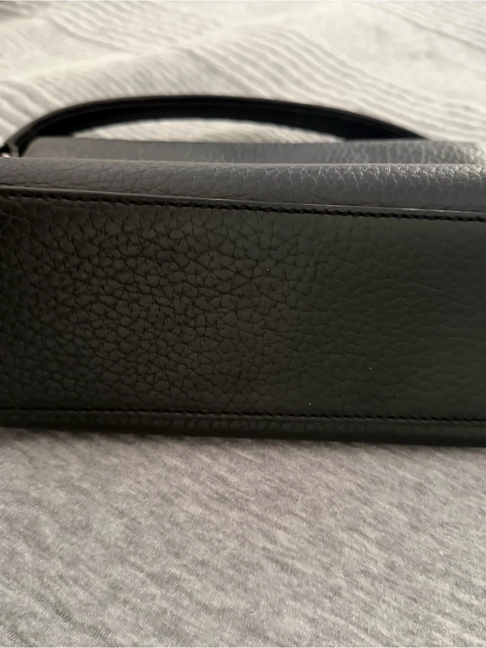 kate spade sleek black