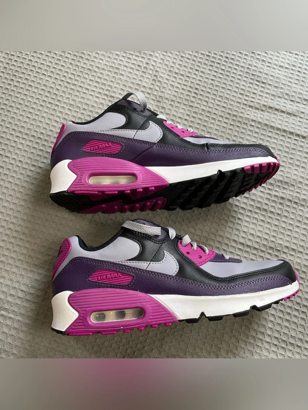 Nike kids air