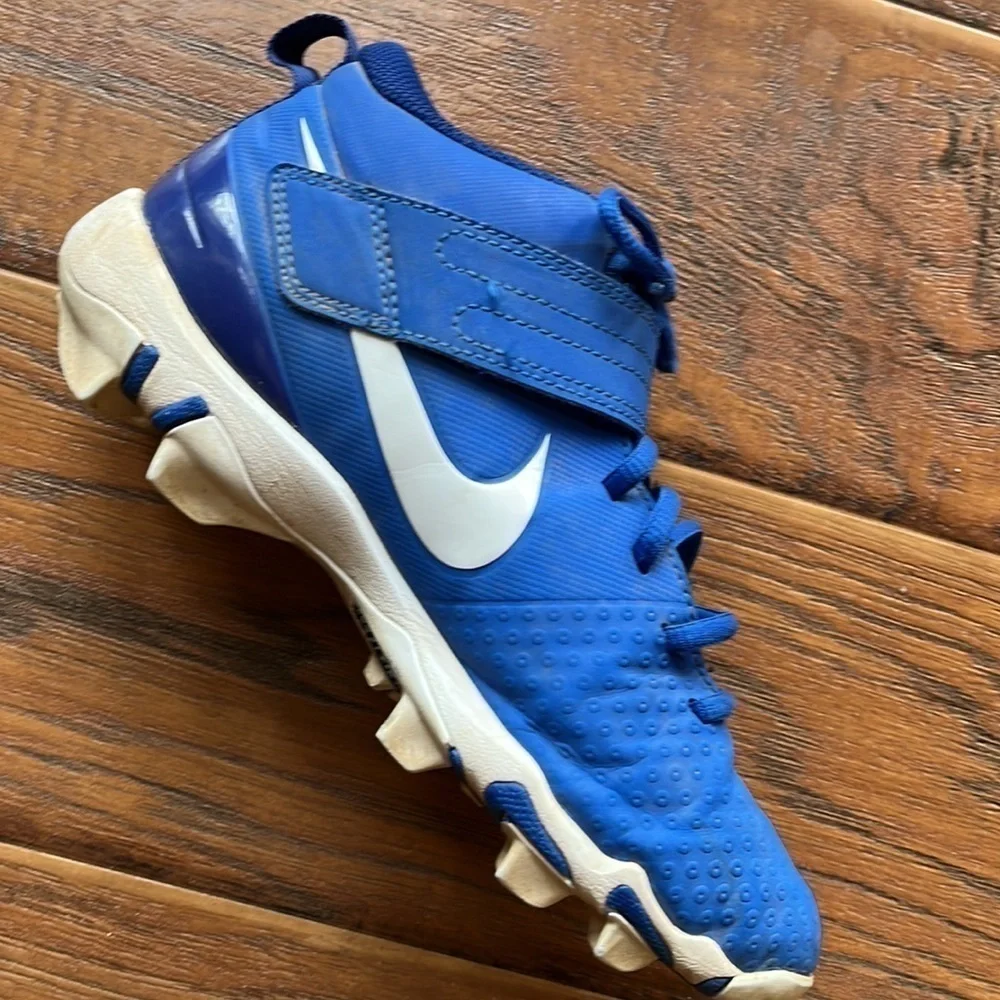 Nike cleats size