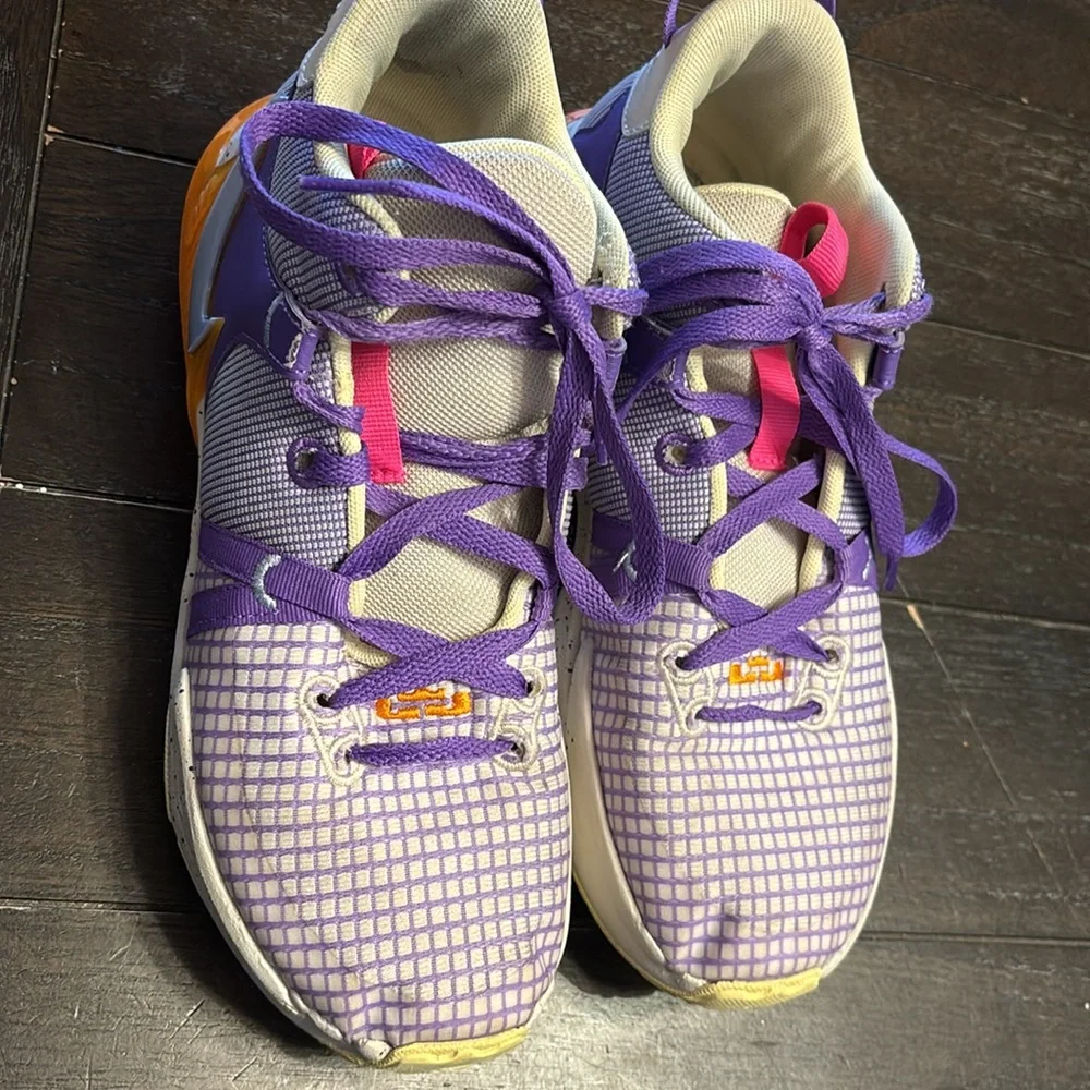 Nike stylish sneakers