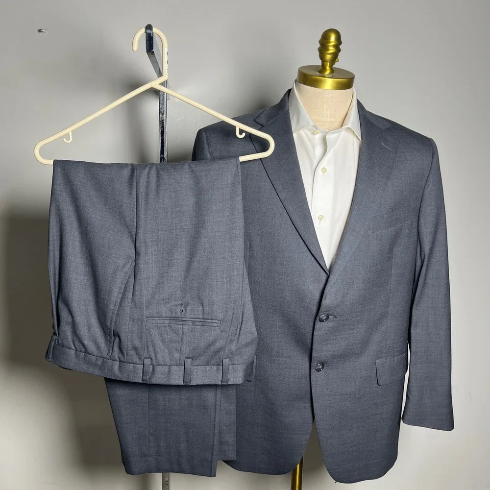 Hart Schaffner Marx Suit Mens 44S W39 Gray Solid Wool Two Button USA Made