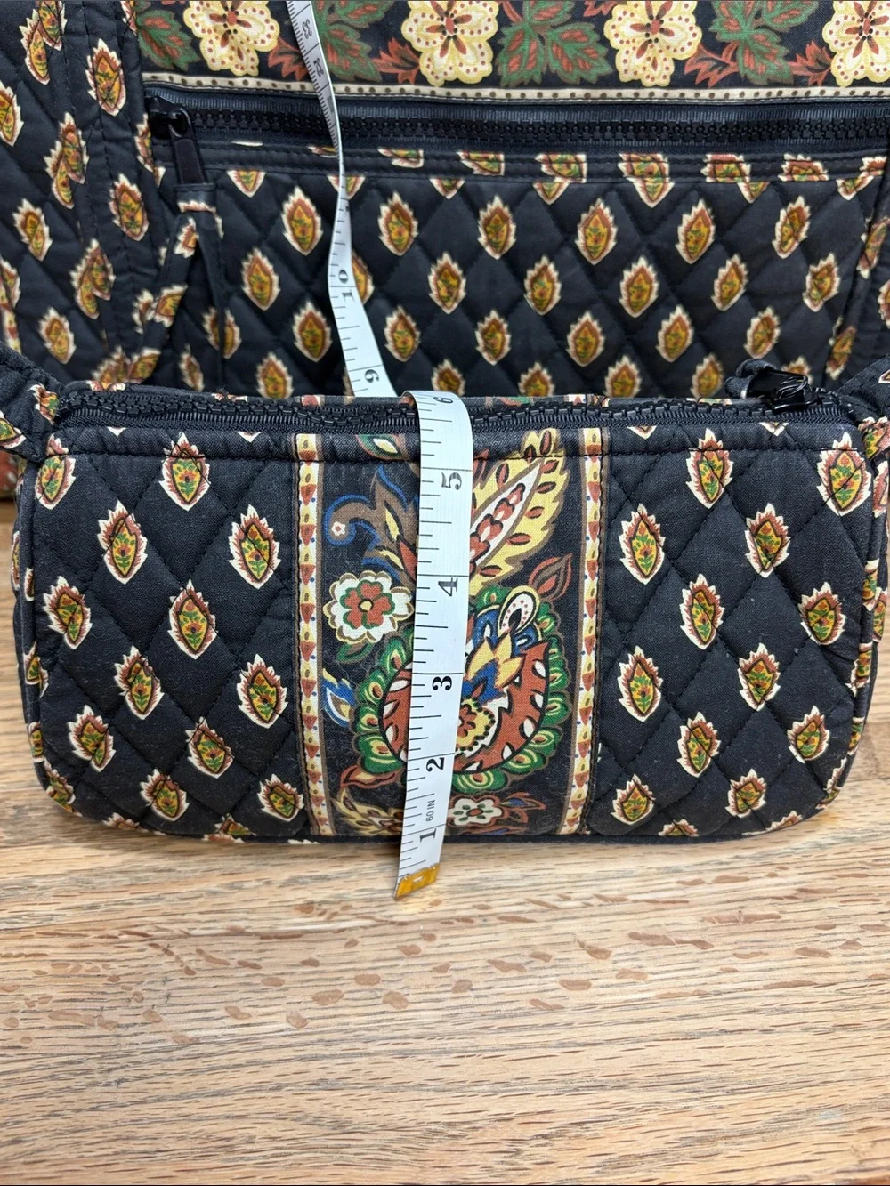 Maggib black quilted