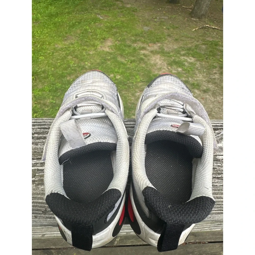 Nike Air Max Motif Kids Shoes White Black Red FN4459-102 Size 12.5C