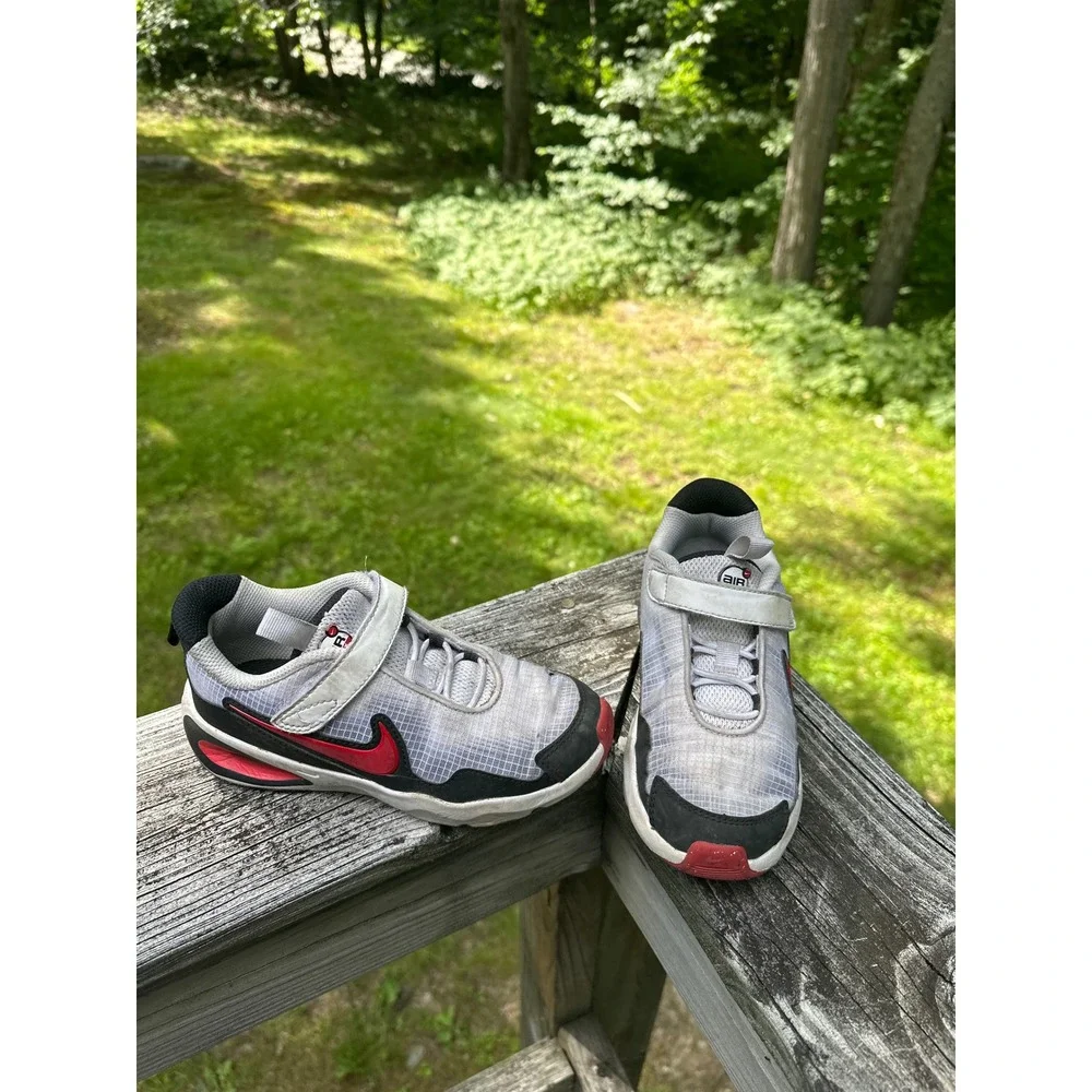 Nike Air Max Motif Kids Shoes White Black Red FN4459-102 Size 12.5C