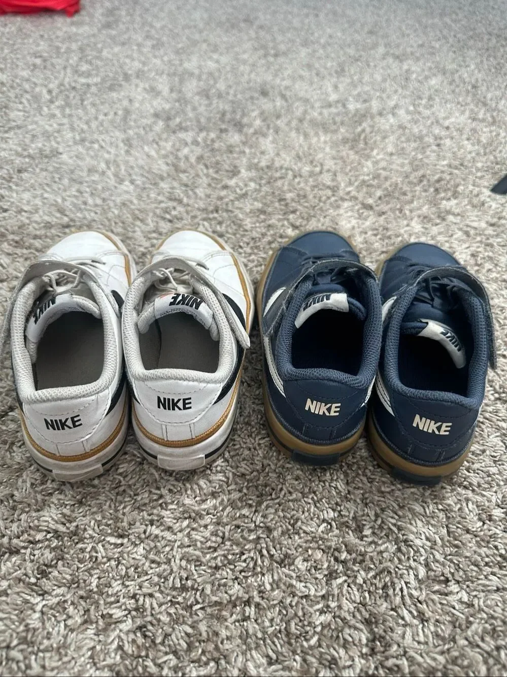 Nike court legacy