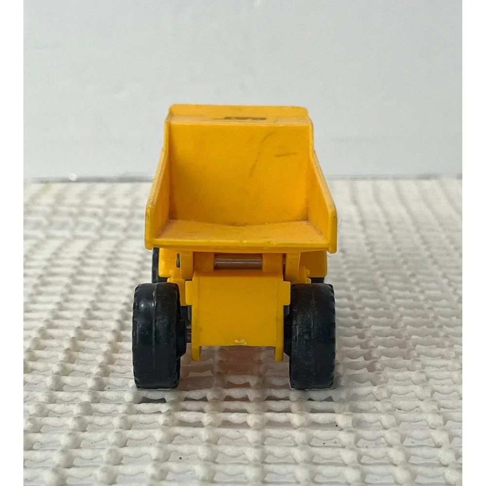 N/A vintage plastic