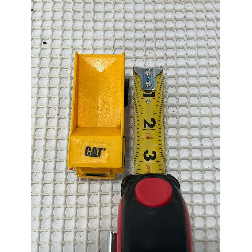 N/A vintage plastic