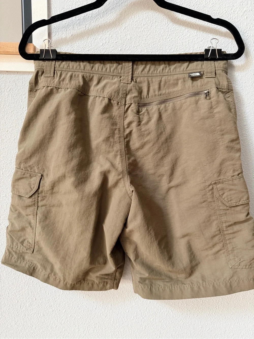 The North Face Men's Khaki Cargo Hiking Shorts Size 30