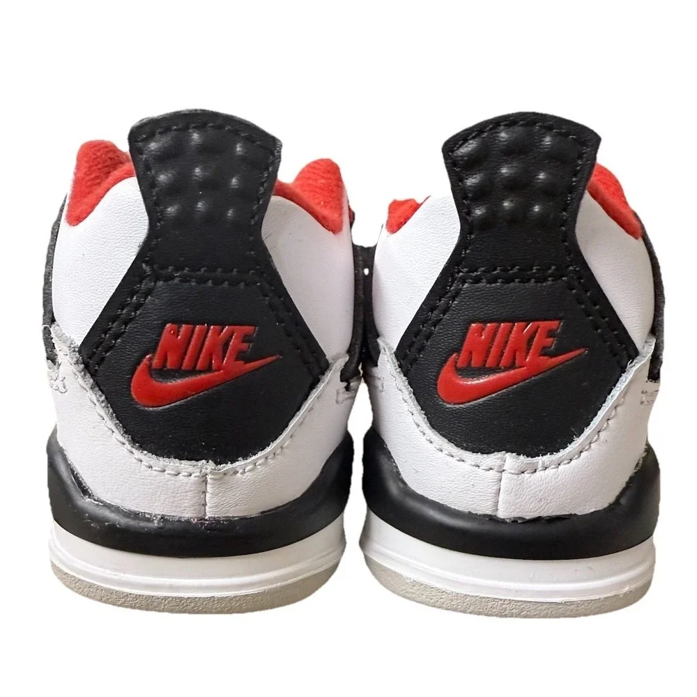 Nike ship 100% holidays