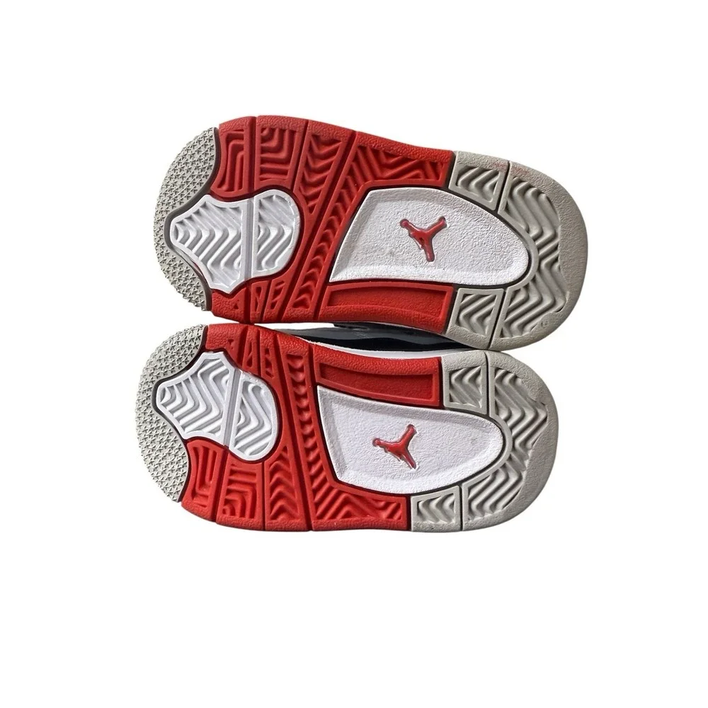 Nike purchased grade*