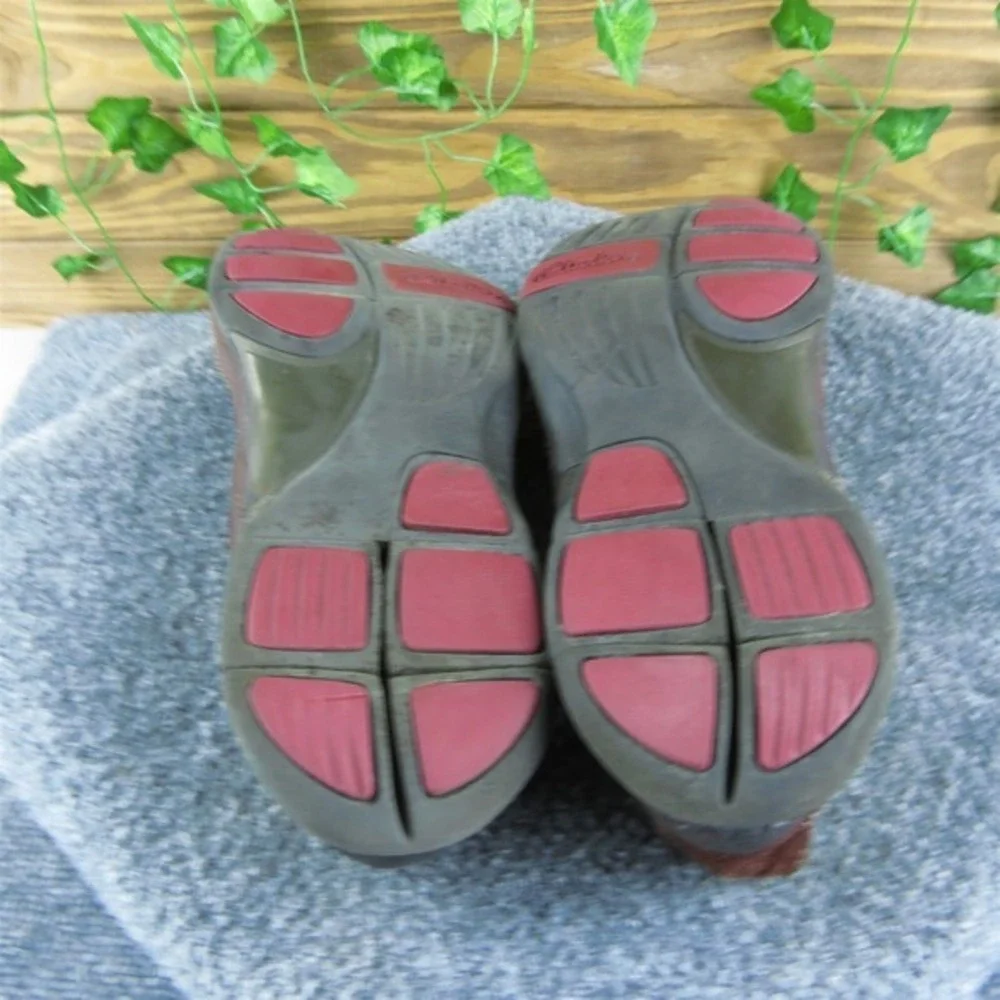 Privo men clarks