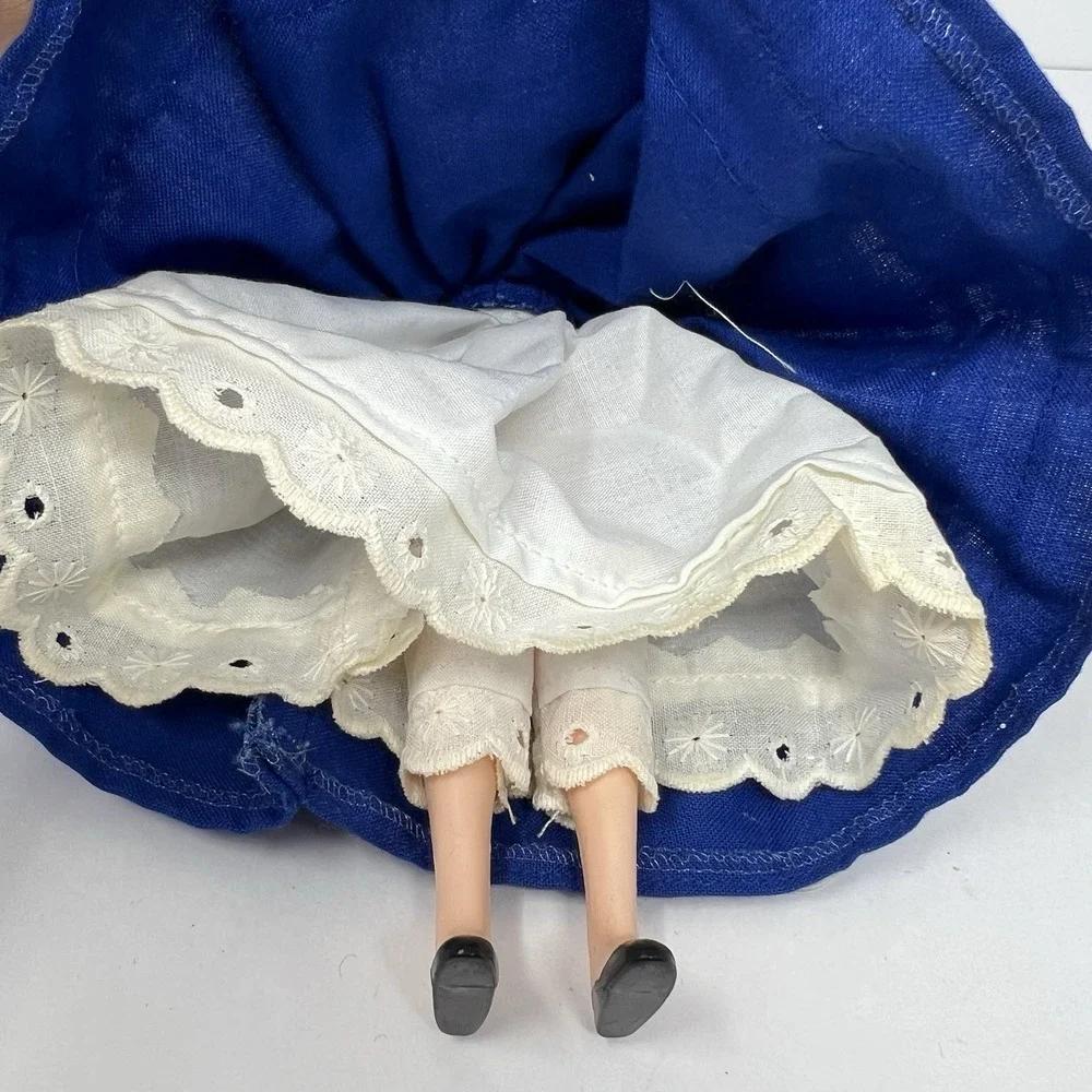 Collectors Costume Dolls Peggy Nisbet Bonnie B392 Cries of London Series