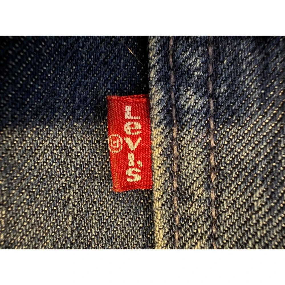 Levis levi sta