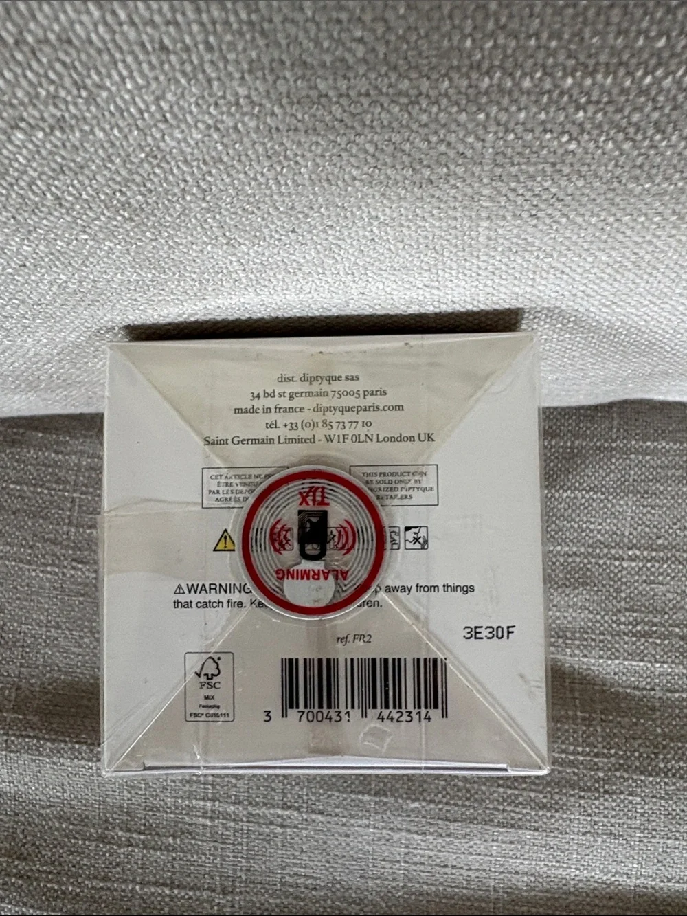 NWT Sealed In Original Box diptyque Freesia Candle — Cream and Black Packaging