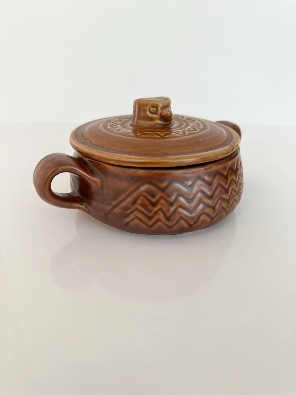 Hall Pottery lid hall charming