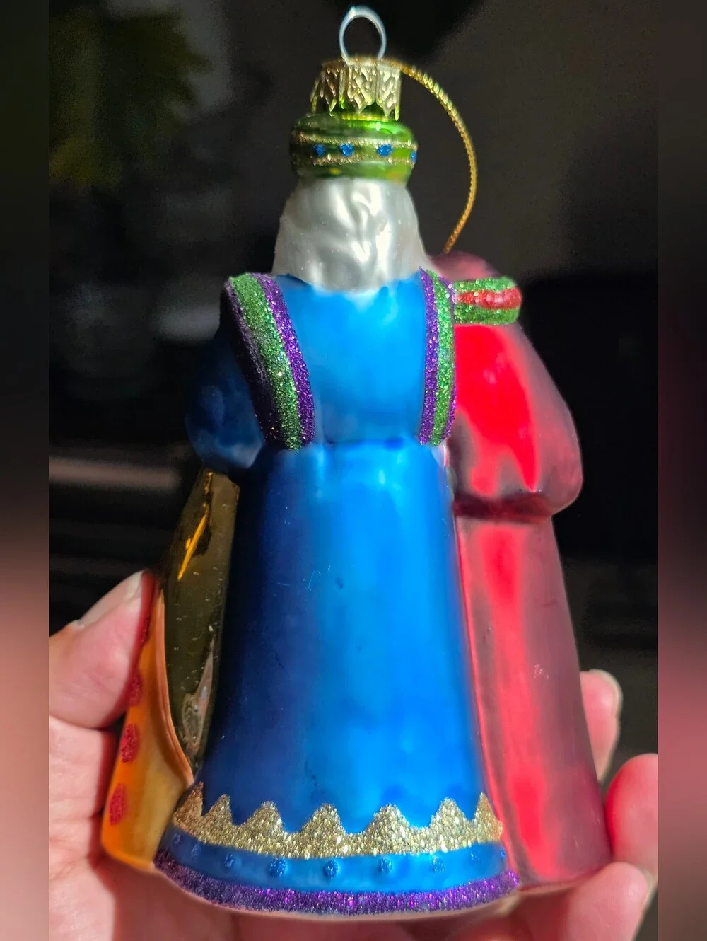 N/A blown glass