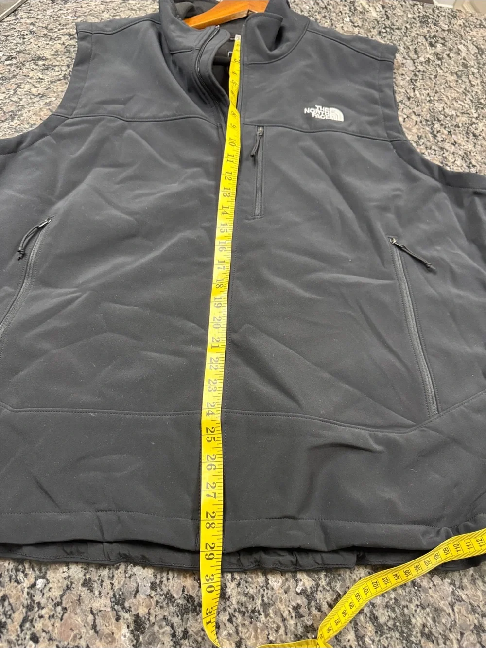 The North Face excellent ship