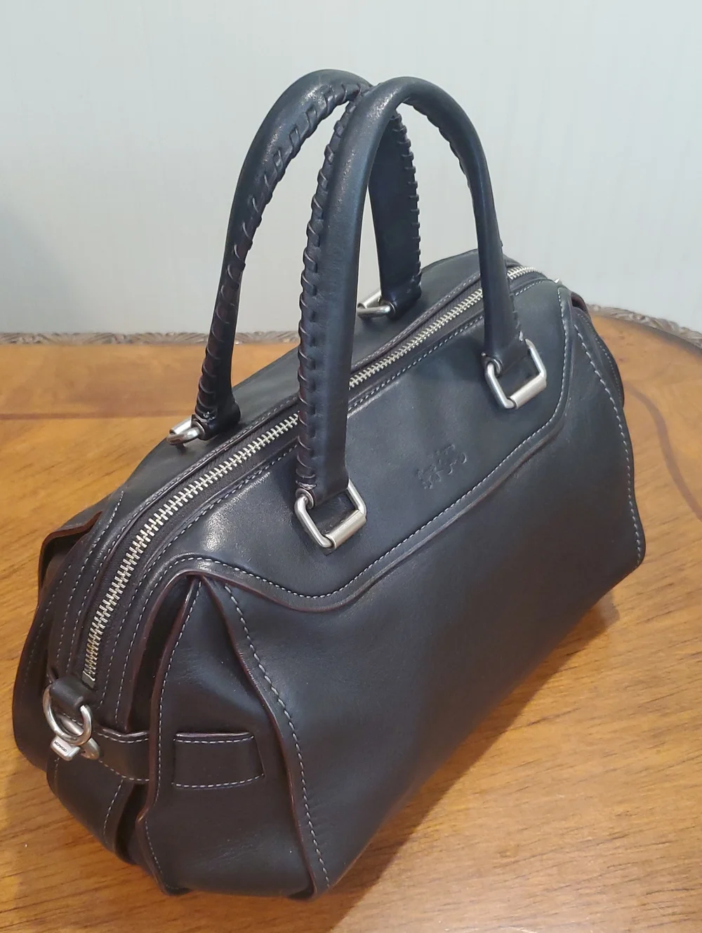 Coach black glovetanned