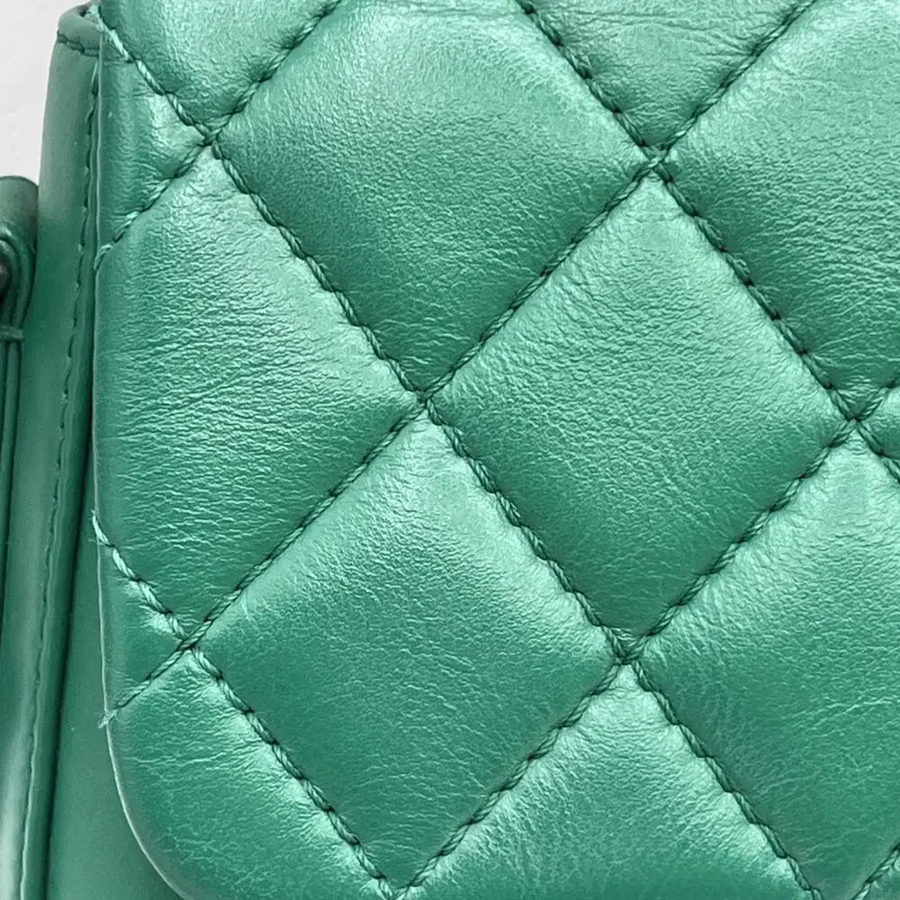 Chanel Rock My Shoulder Classic Purse Bag Emerald Green Silver Hardware AS IS