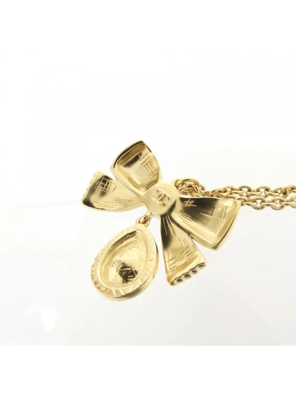 Chanel Necklace Gold