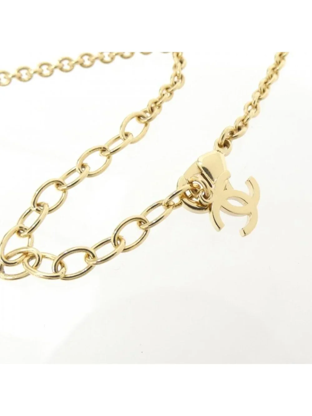 Chanel Necklace Gold