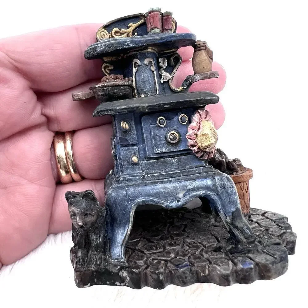 Unbranded vintage painted