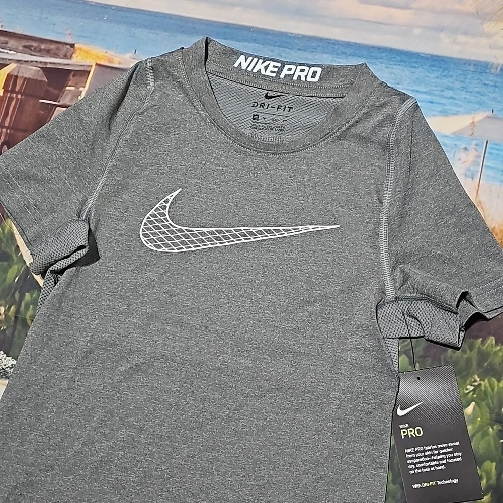 Nike pro gray