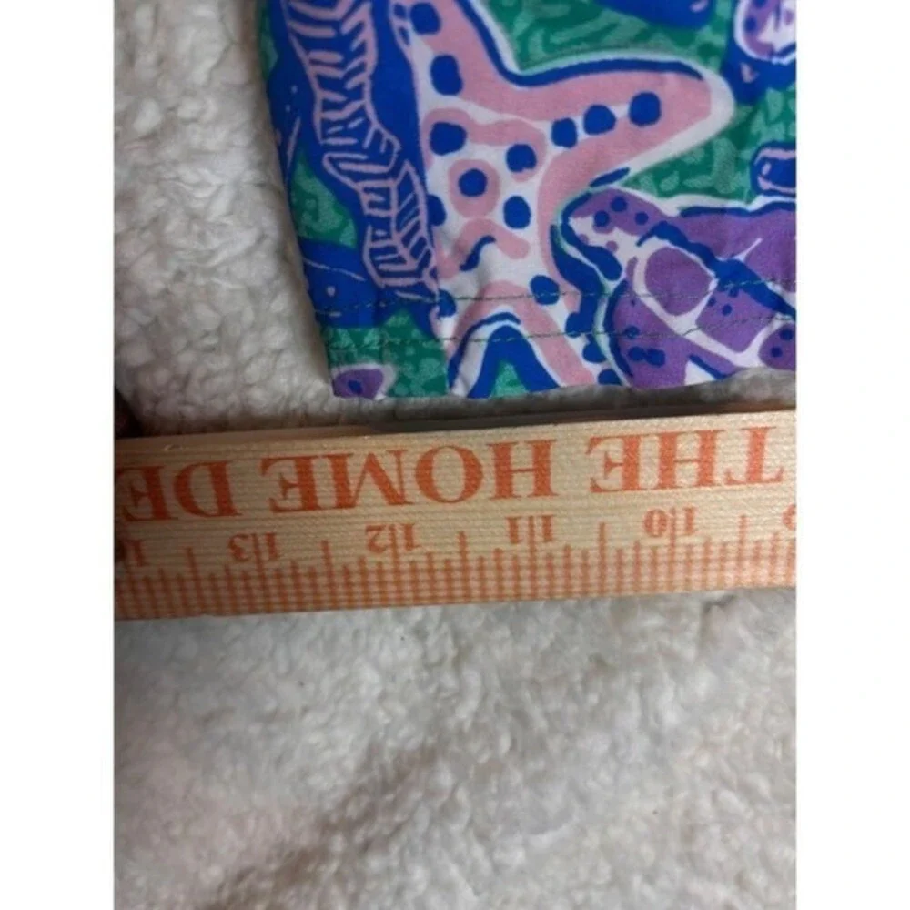 Vineyard Vines dive into