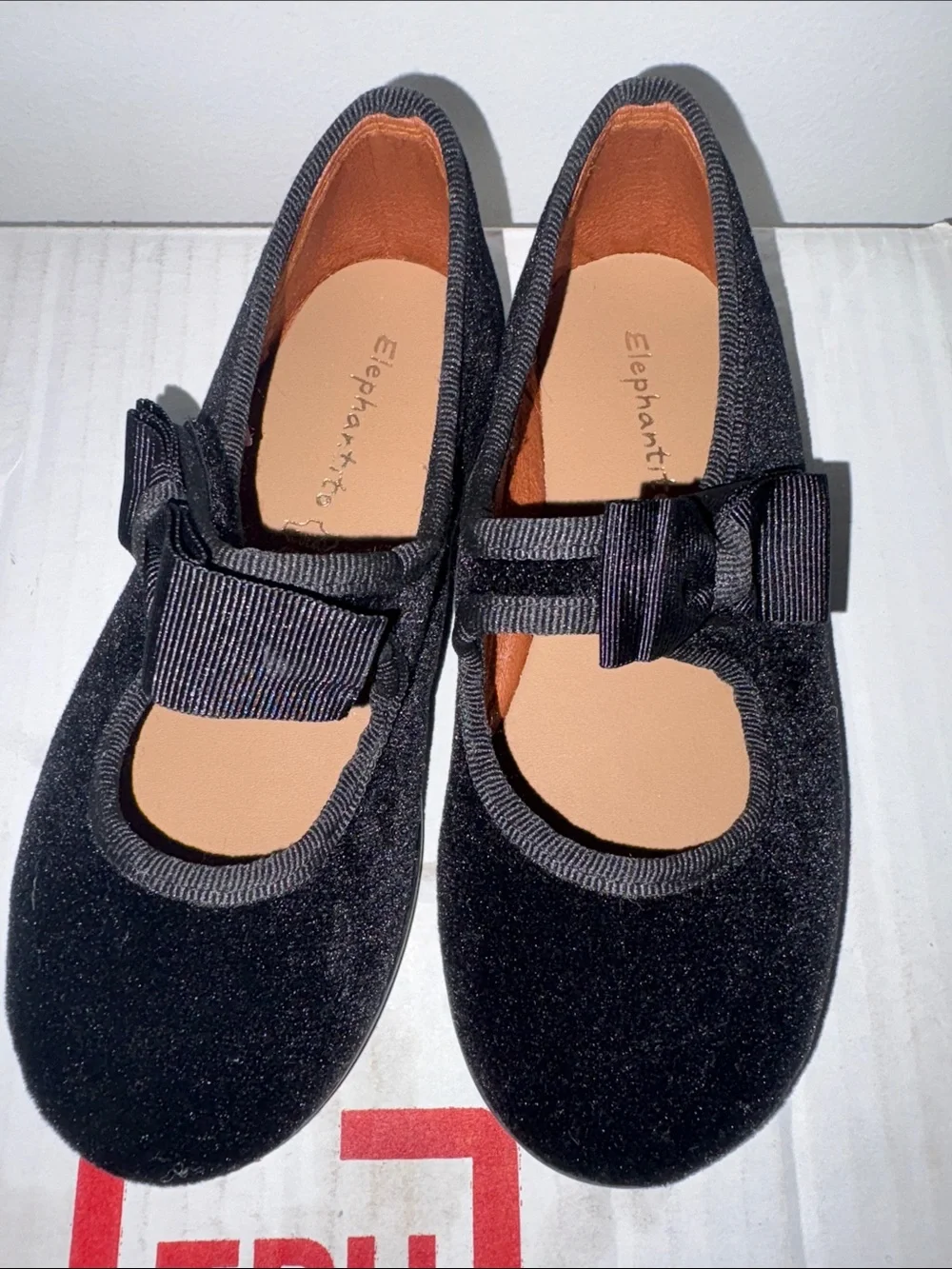 Elephantito classic black