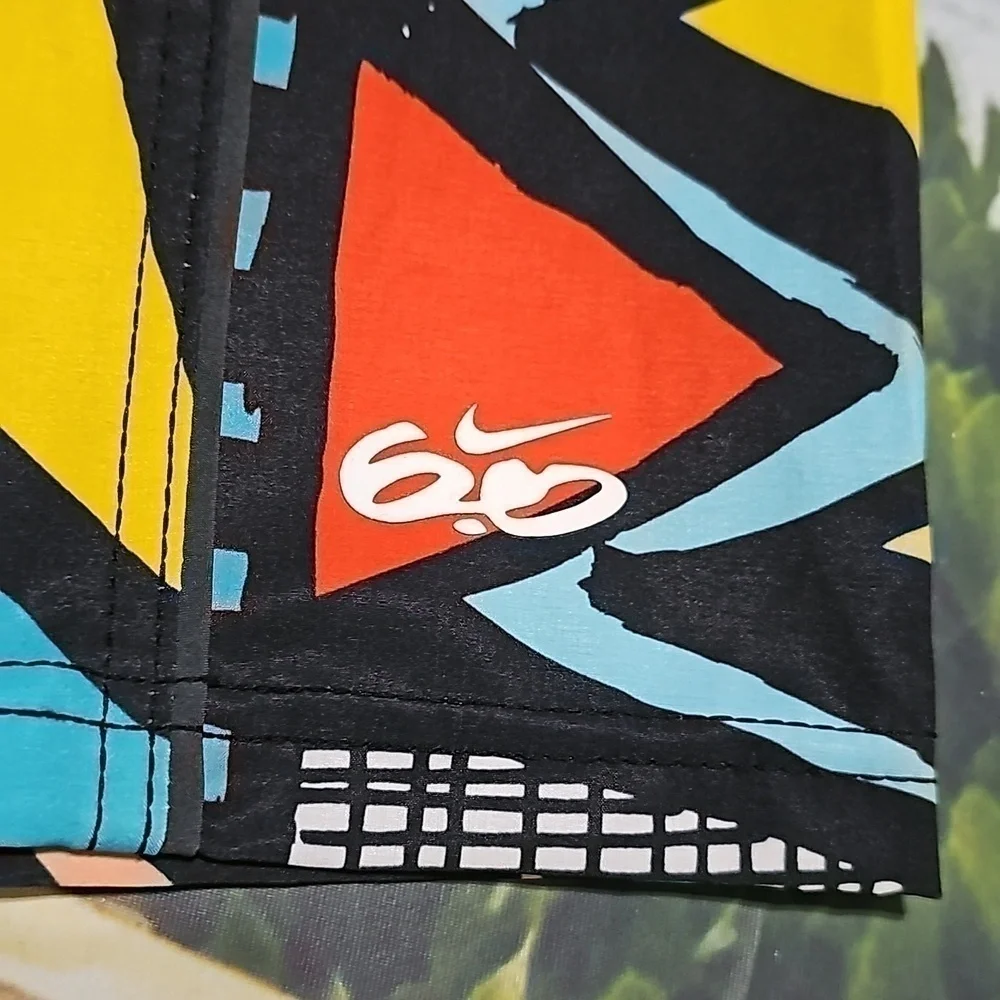 Nike graphic print