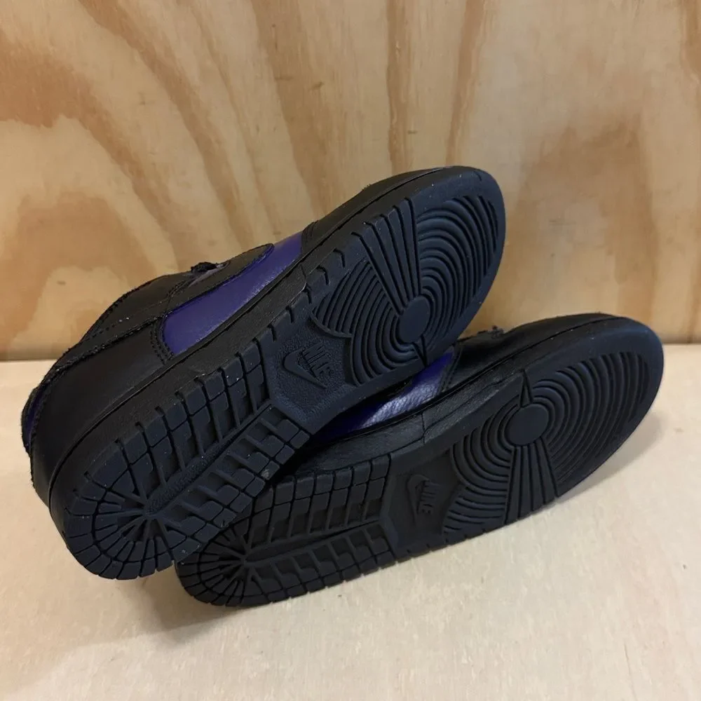 Nike size shipping